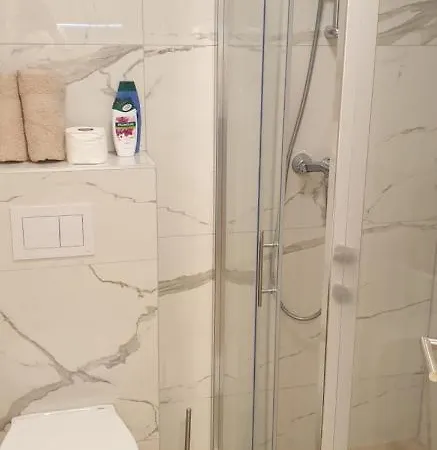 Golden - Private Parking דירה דוברובניק