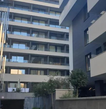 Golden - Private Parking Apartmán