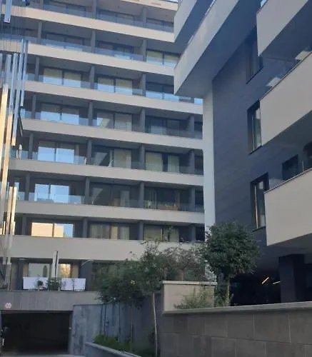 Golden - Private Parking Appartement