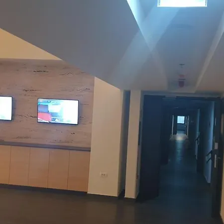 Golden - Private Parking Apartman *